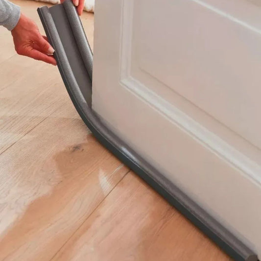 2X1 Sellador Aislador para Puerta: Instálalo en segundos y mejora el cierre de tu puerta.